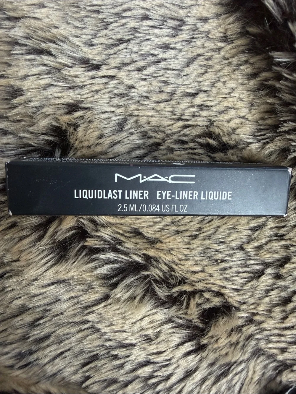 MAC Cosmetics LIQUIDLAST 24-HOUR WATERPROOF LINER in “Keep it Currant” RARE NIB